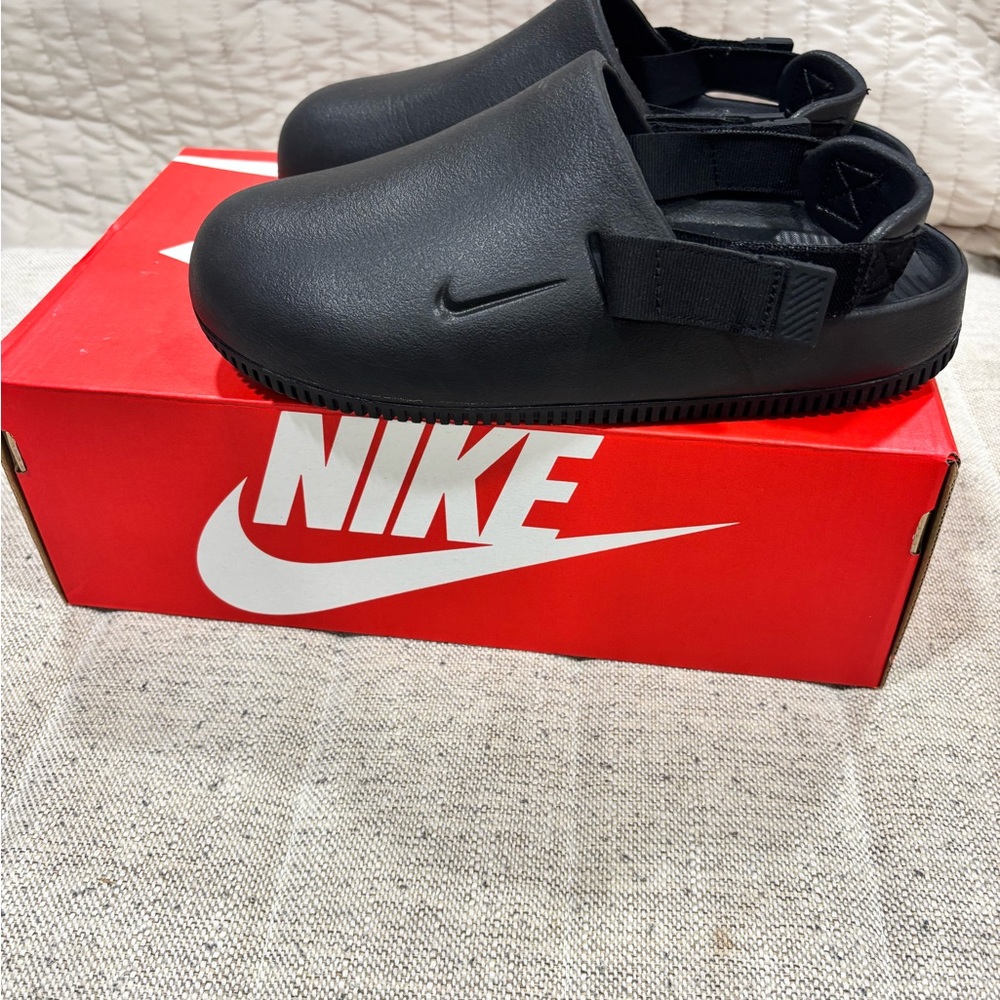 Nike Kids Black Slip-On Slippers